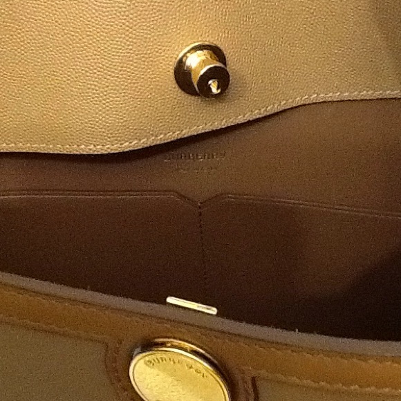 Burberry Panelled leather society top handled bag - Picture 5 of 7